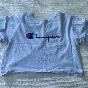 champion cropped tee